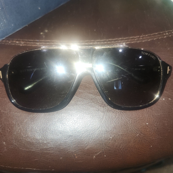 Tom Ford Black Sunglasses - Picture 1 of 5